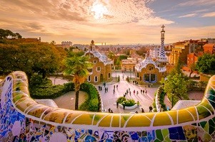 Topseller Barcelona inkl. Flug, Hostal und Programm